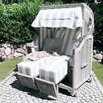 Eidumhaus, Freistehendes Reetdachhaus Mit Garten In Strandnaehe ヴェスターラント